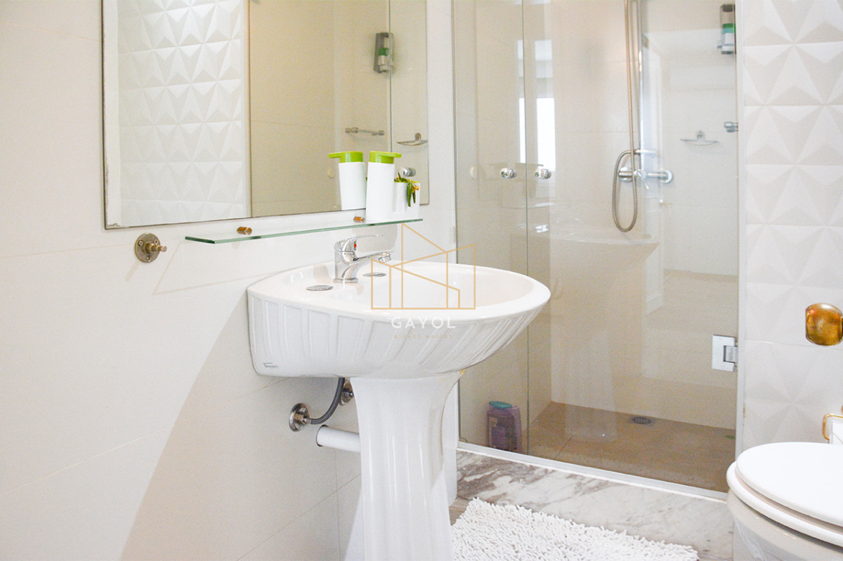 Apartamento ID.1028 - Espectacular apartamento en alquiler frente al puerto 