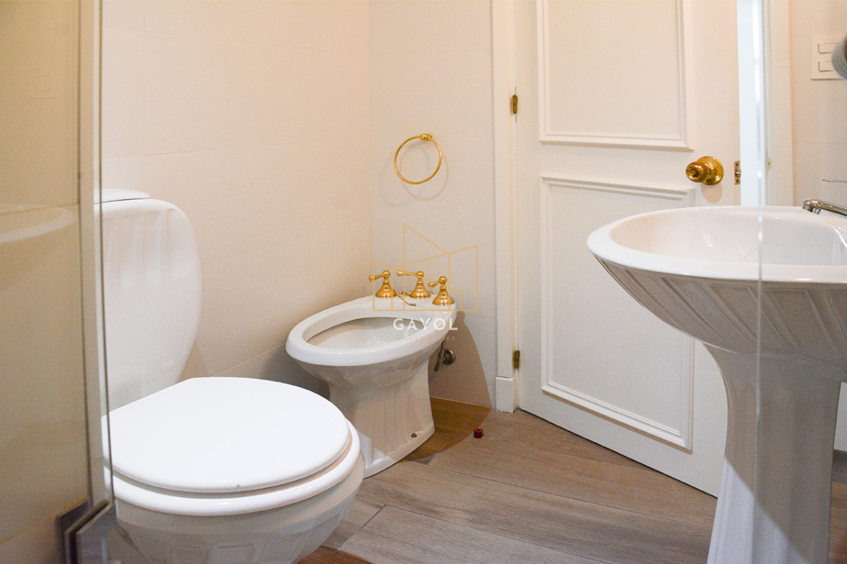 Apartamento ID.1028 - Espectacular apartamento en alquiler frente al puerto 