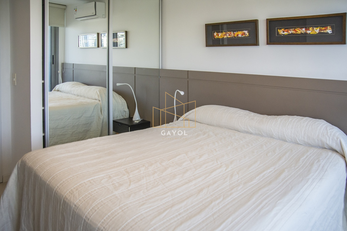 Apartamento ID.221 - Apartamento en venta en Torre esmeralda de 3 dormitorios , en Punta del Este