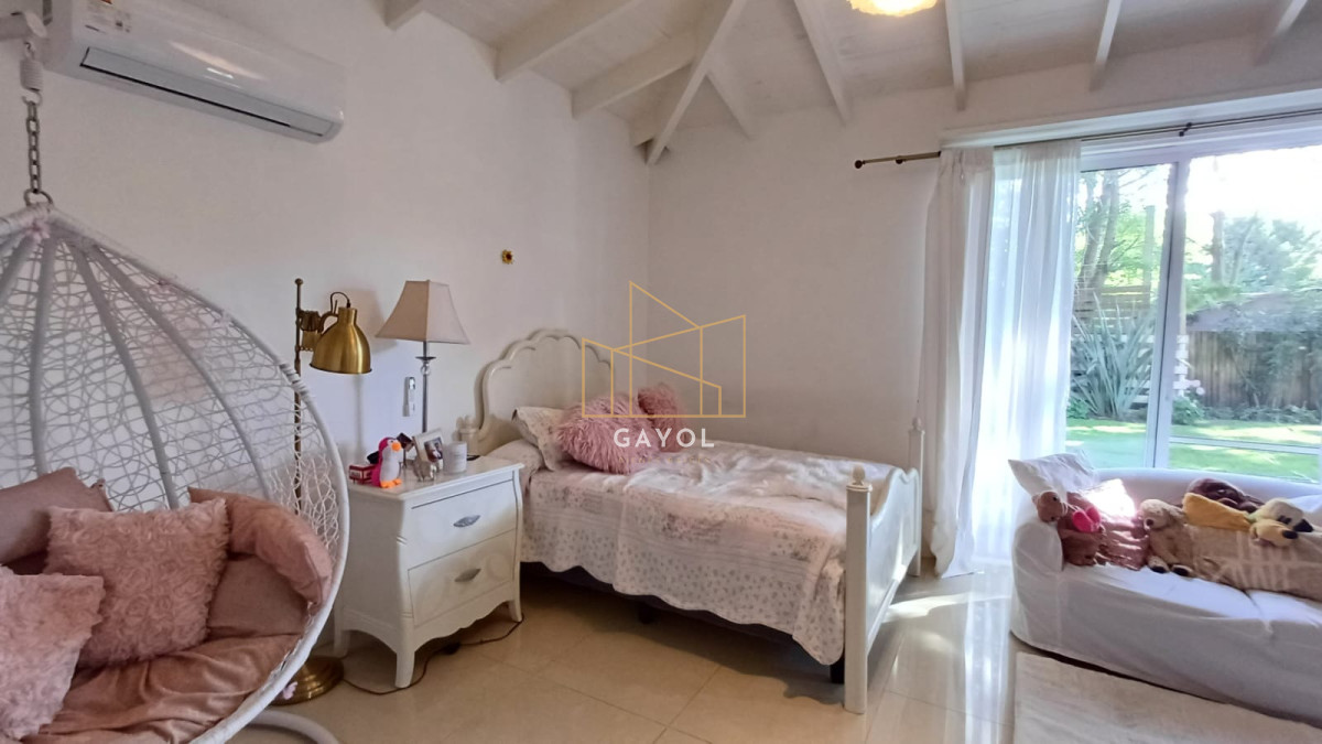 Casa ID.377 - Casa en vente en Alborada , Punta del este , Barrio privado