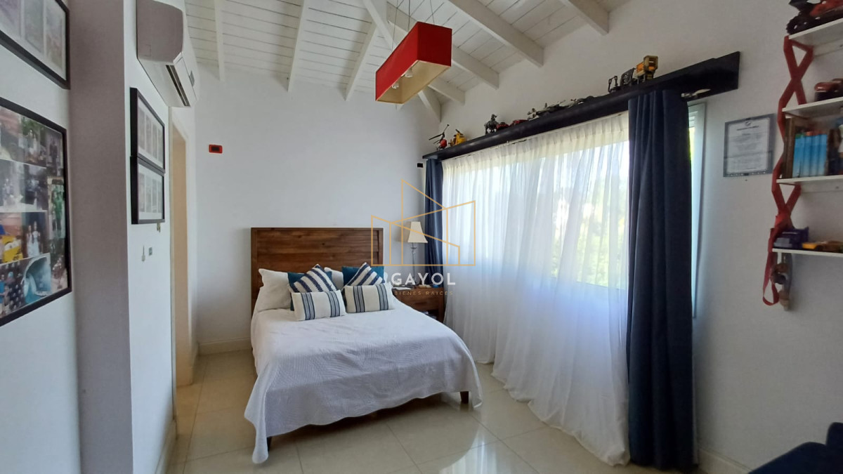 Casa ID.377 - Casa en vente en Alborada , Punta del este , Barrio privado