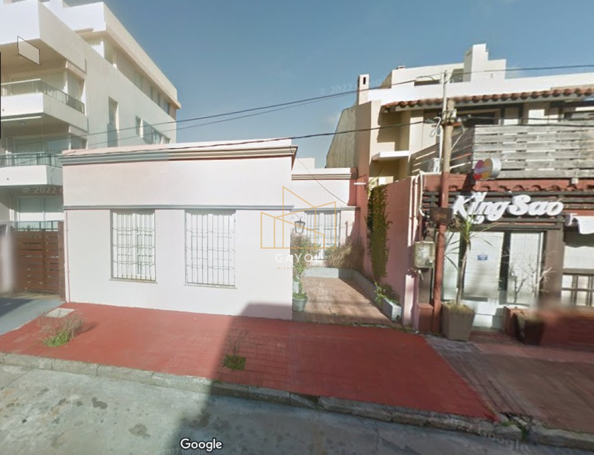 Casa ID.206 - Casa en Venta de 3 dormitorios en Peninsula , Punta del este 