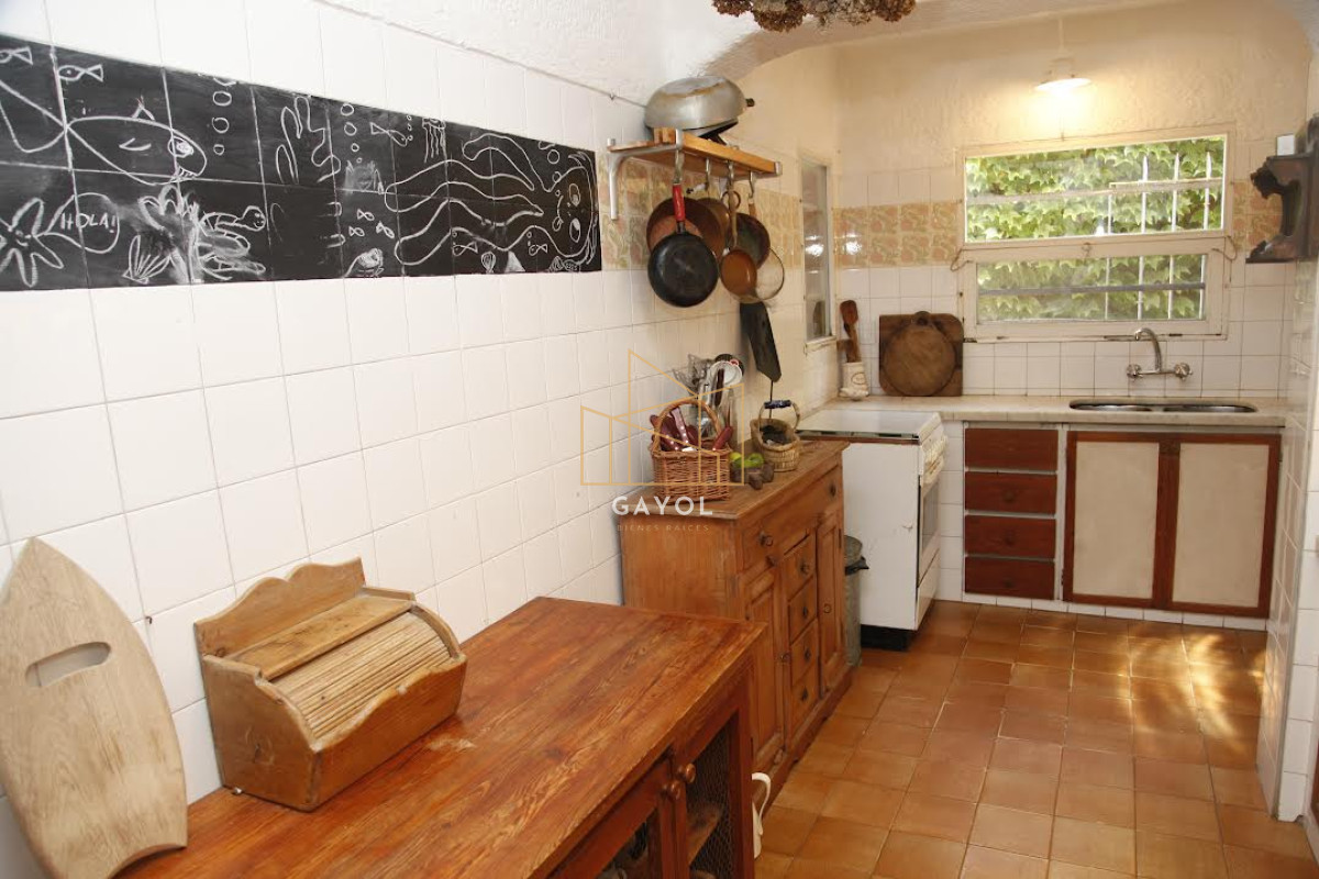 Casa ID.385 - Chalet de 5 dormitorios en venta proximo al mar, La Barra