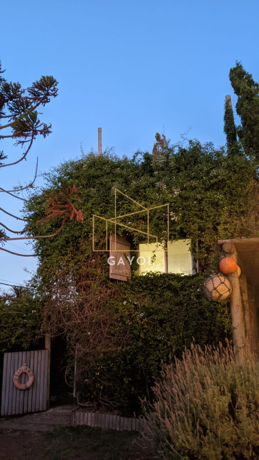 Casa ID.385 - Chalet de 5 dormitorios en venta proximo al mar, La Barra