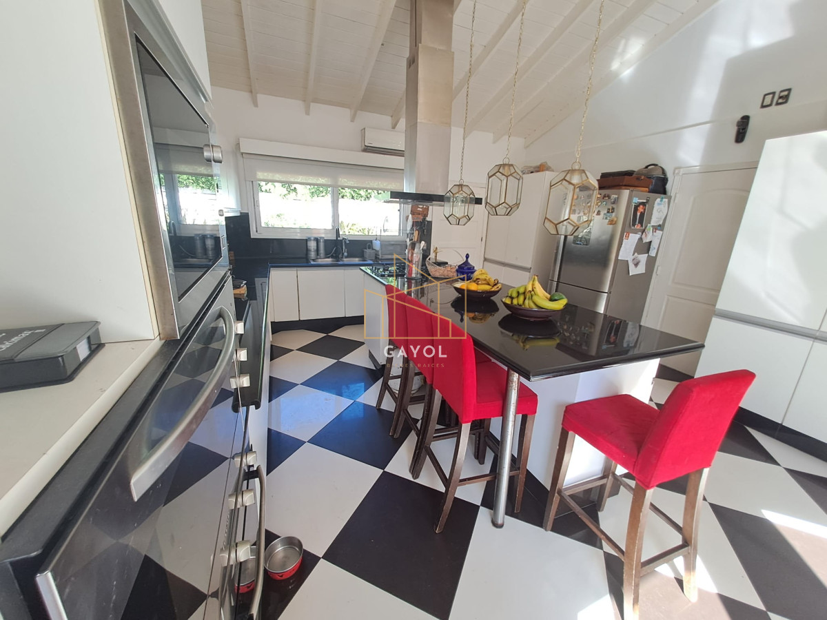 Casa ID.377 - Casa en vente en Alborada , Punta del este , Barrio privado