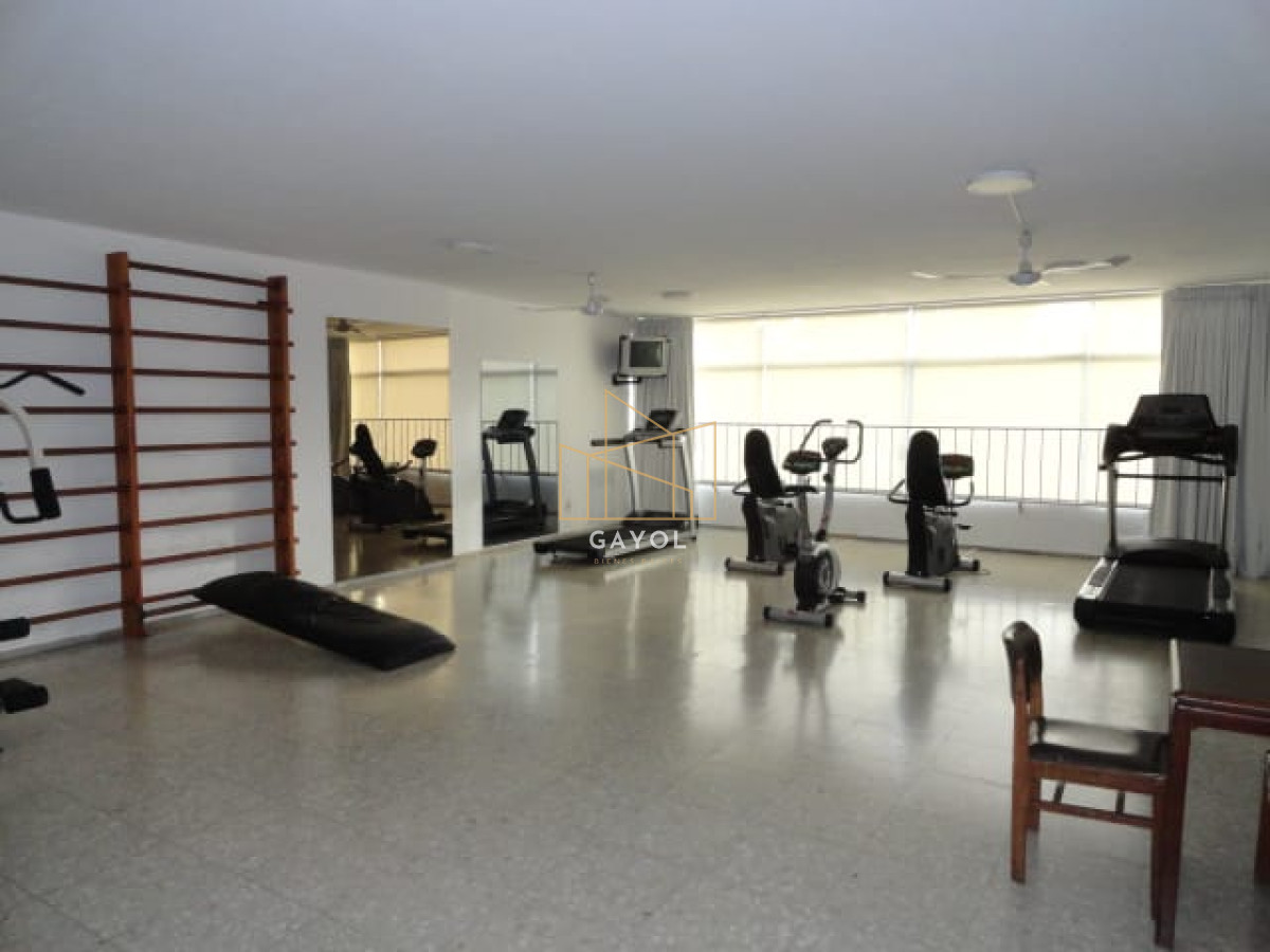 Apartamento ID.1455 - En venta en torre Libertador, apartamento de 3 dormitorios con vista agradable entorno 