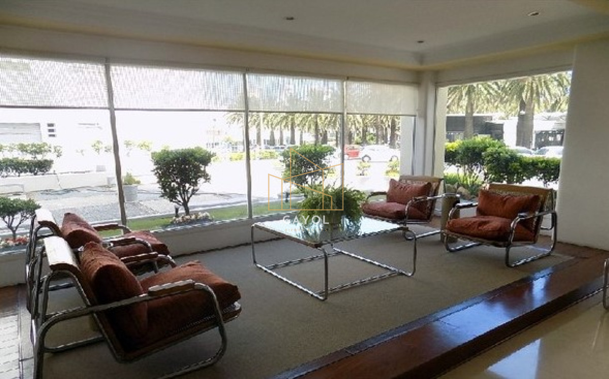 Apartamento ID.1455 - En venta en torre Libertador, apartamento de 3 dormitorios con vista agradable entorno 