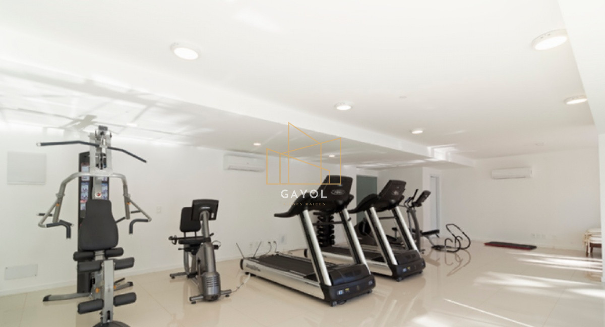 Apartamento ID.221 - Apartamento en venta en Torre esmeralda de 3 dormitorios , en Punta del Este
