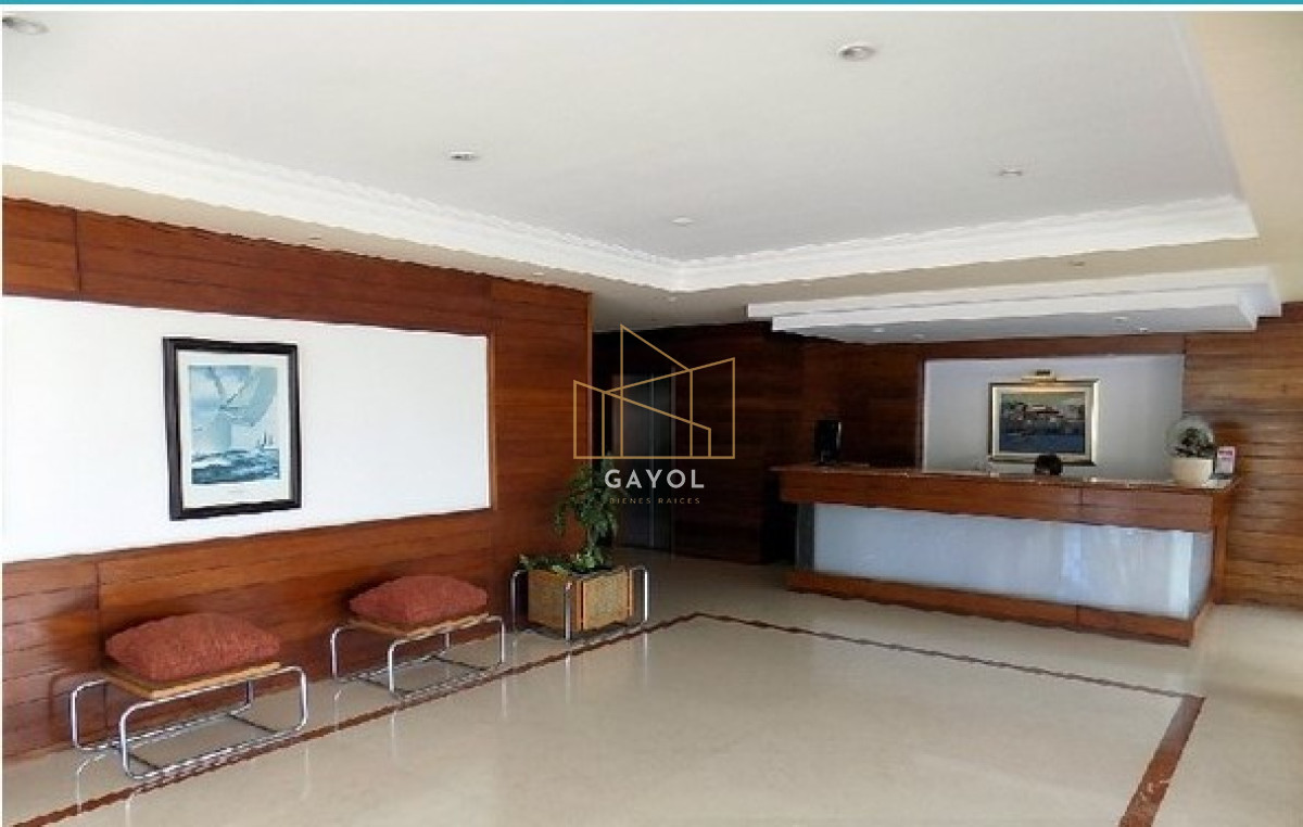 Apartamento ID.1455 - En venta en torre Libertador, apartamento de 3 dormitorios con vista agradable entorno 