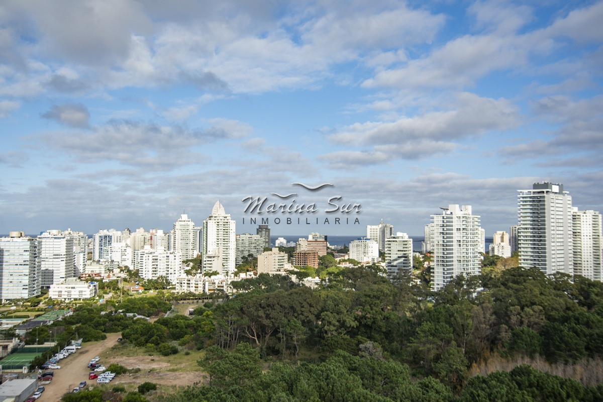 Apartamento ID.241 - Departamento en piso alto, Quartier del Mar, en venta.