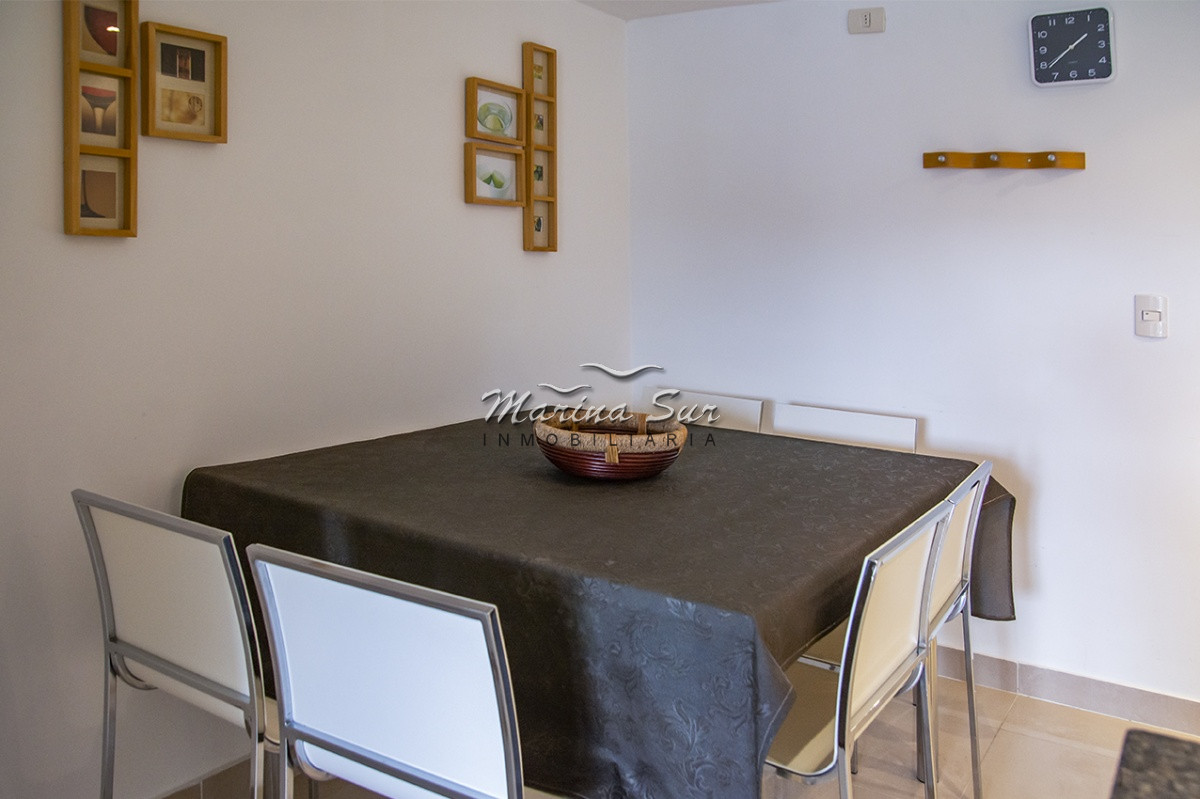 Apartamento ID.240 - Departamento frente a Playa Brava en venta. 3 suites. 