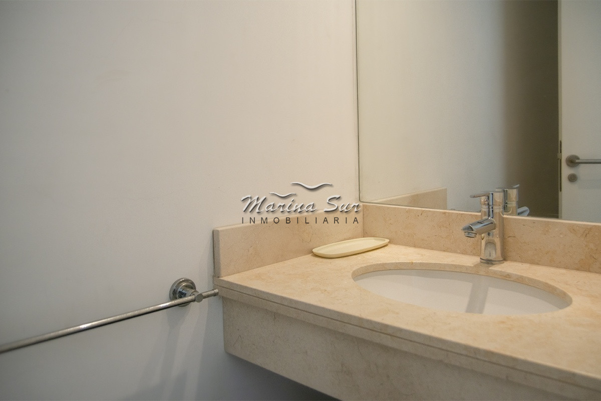 Apartamento ID.241 - Departamento en piso alto, Quartier del Mar, en venta.