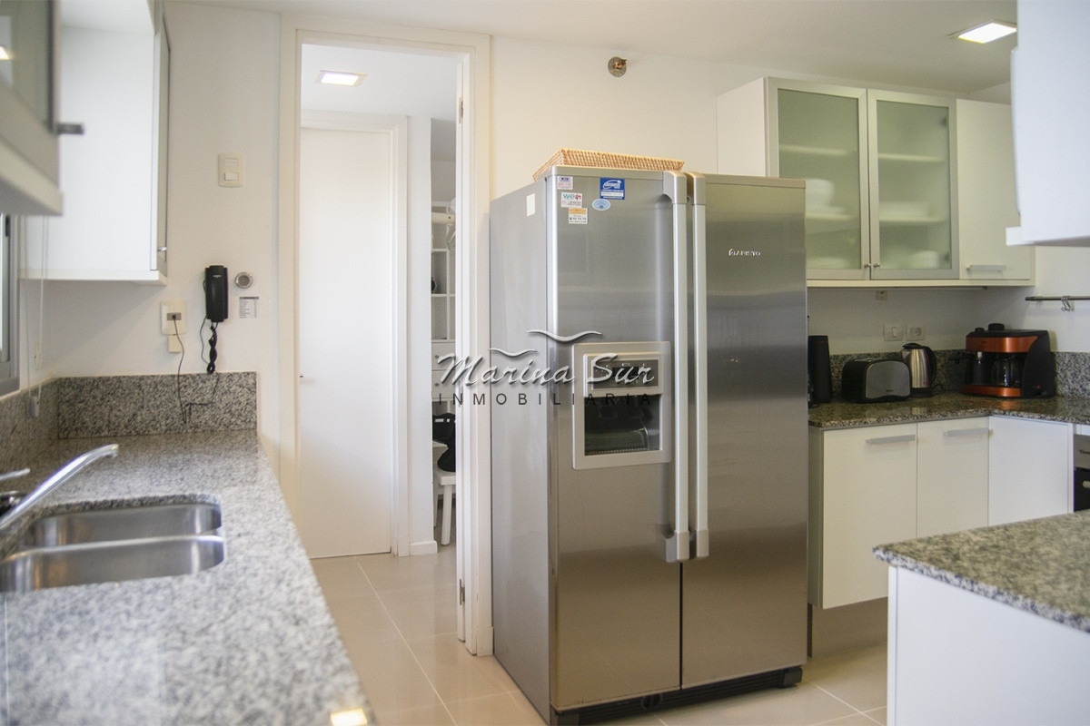 Apartamento ID.241 - Departamento en piso alto, Quartier del Mar, en venta.