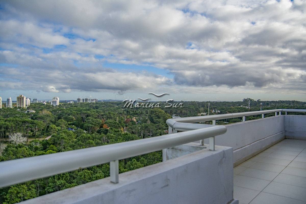 Apartamento ID.241 - Departamento en piso alto, Quartier del Mar, en venta.