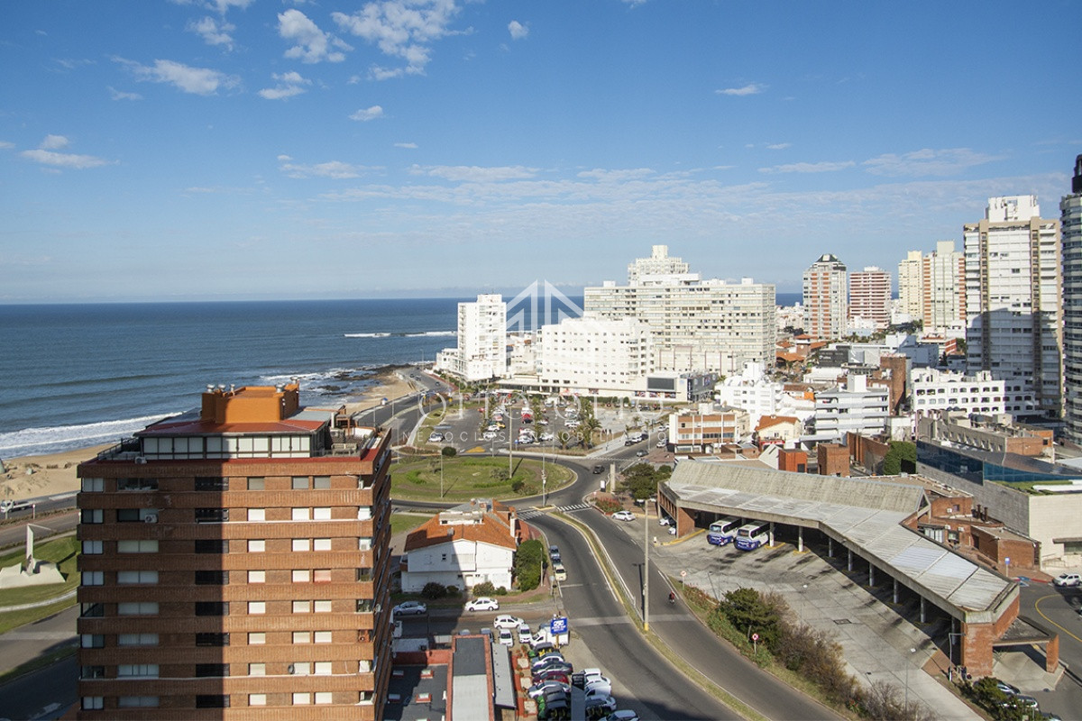 Apartamento ID.28518 - Hermoso departamento en inmejorable zona!! Torre Imperiale.