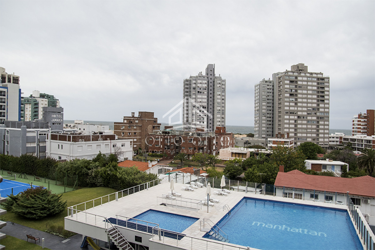 Apartamento ID.28541 -  Departamento en venta y alquiler de 3 dormitorios en Playa Brava , Punta del este 