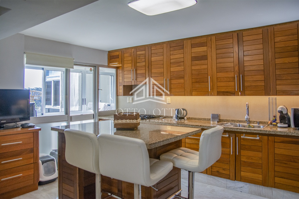Apartamento ID.28477 - Departamento en venta de 3 dormitorios en Roosevelt Center, Punta del este 