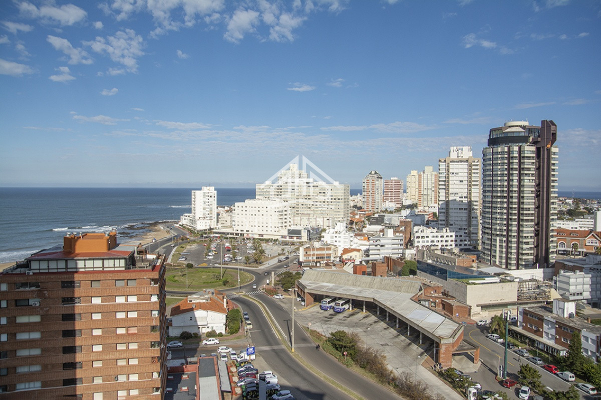 Apartamento ID.28518 - Hermoso departamento en inmejorable zona!! Torre Imperiale.
