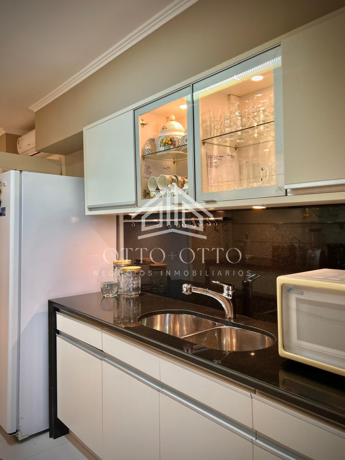 Apartamento ID.28631 - Espectacular Departamento en venta frente al mar, penthouse de 4 dormitorios. Punta del Este