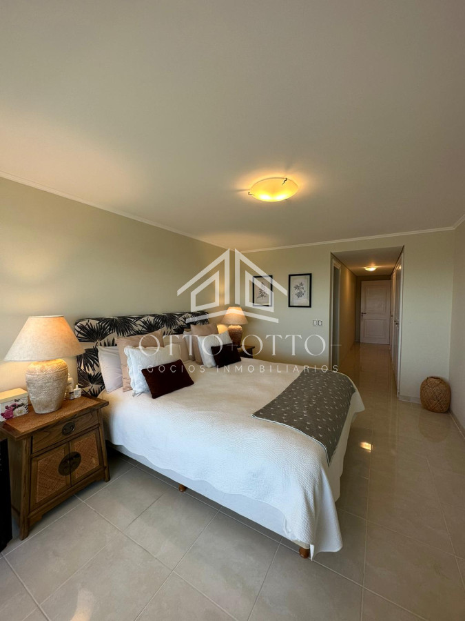 Apartamento ID.28640 - Apartamento en venta en Le Jardin, piso alto con vistas increibles, 4 dorm + dep