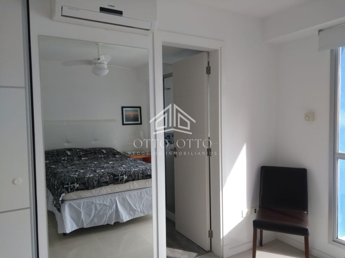 Apartamento ID.28509 - Vende apartamento de 2 dormitorios y medio, Punta del Este 