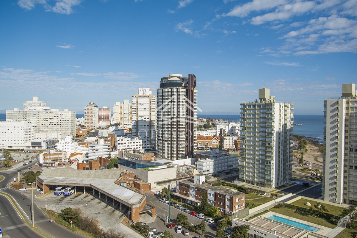 Apartamento ID.28518 - Hermoso departamento en inmejorable zona!! Torre Imperiale.