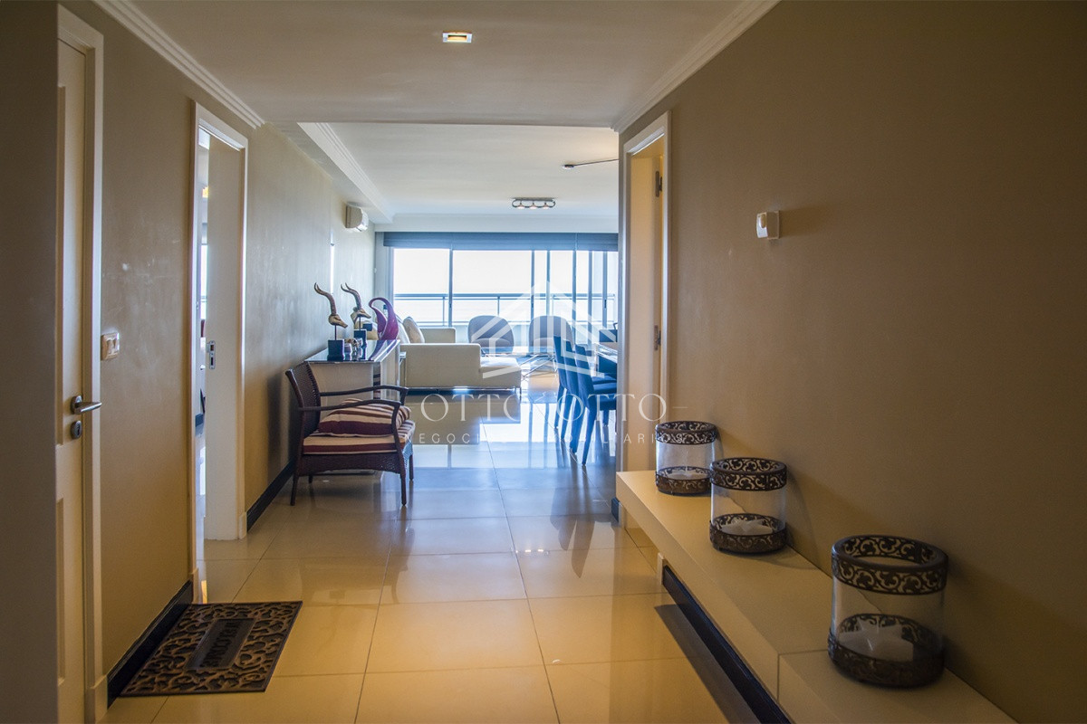 Apartamento ID.28639 - Departamento en Torre Lobos en venta, unidad de 3 dormitorios con vista al mar, Punta del Este 