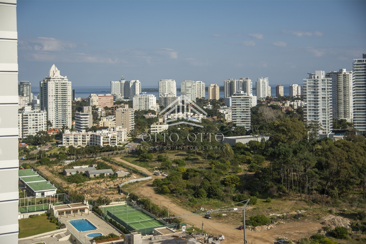 Apartamento ID.28629 - Espectacular planta en LE PARC III, Esquinero en venta