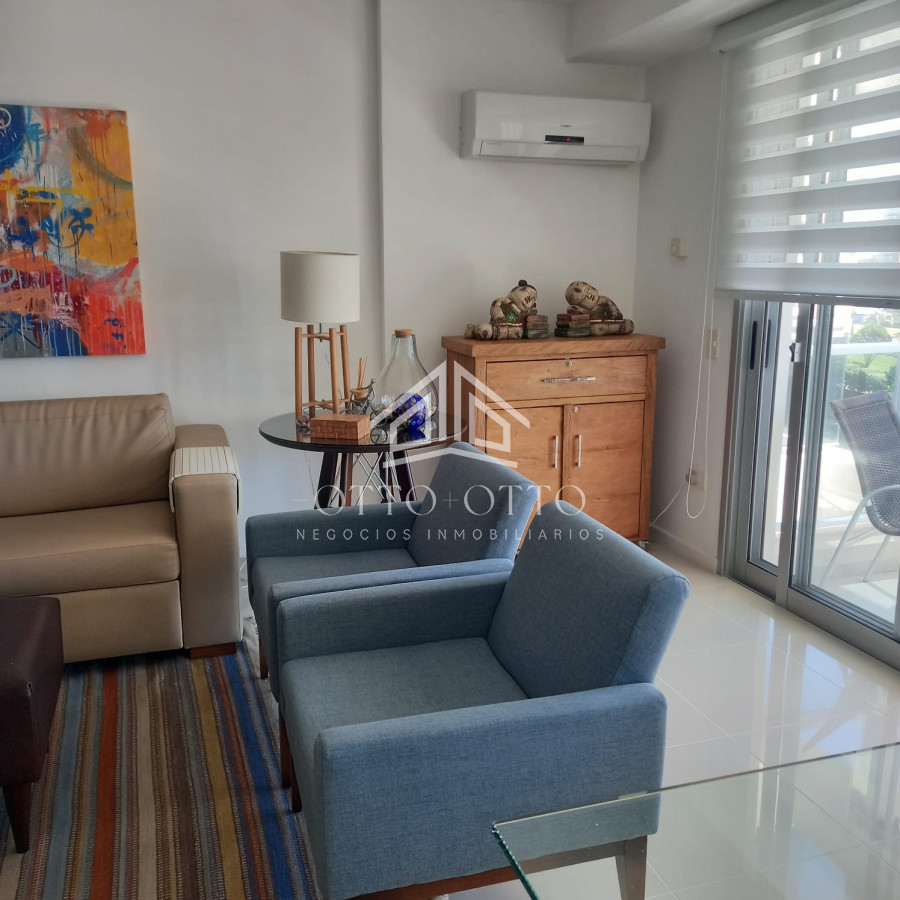 Apartamento ID.28509 - Vende apartamento de 2 dormitorios y medio, Punta del Este 