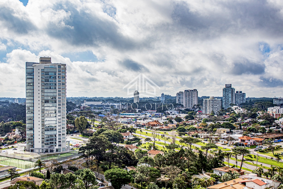 Apartamento ID.28517 - Apartamento de 2 dormitorios en Venta en Playa Mansa , Punta del este 