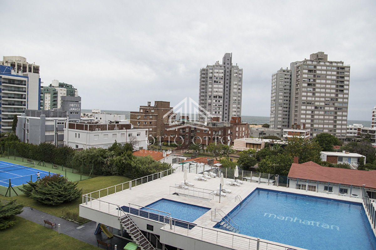 Apartamento ID.28541 -  Departamento en venta y alquiler de 3 dormitorios en Playa Brava , Punta del este 