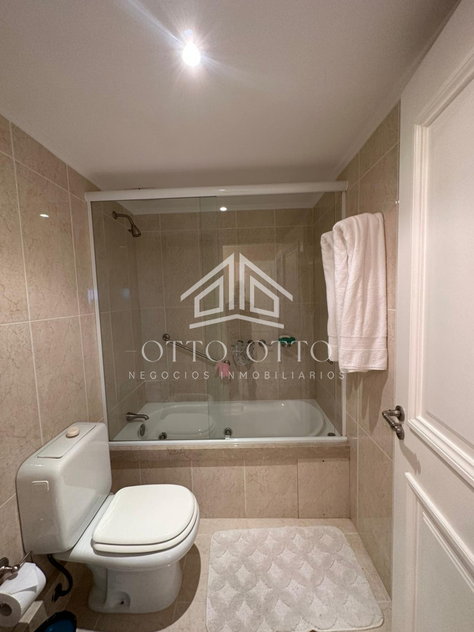 Apartamento ID.28640 - Apartamento en venta en Le Jardin, piso alto con vistas increibles, 4 dorm + dep