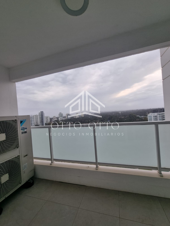 Apartamento ID.28629 - Espectacular planta en LE PARC III, Esquinero en venta