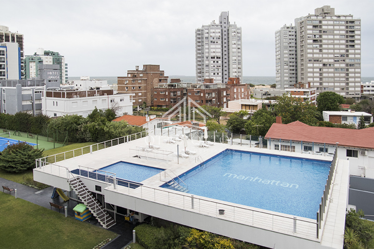 Apartamento ID.28541 -  Departamento en venta y alquiler de 3 dormitorios en Playa Brava , Punta del este 