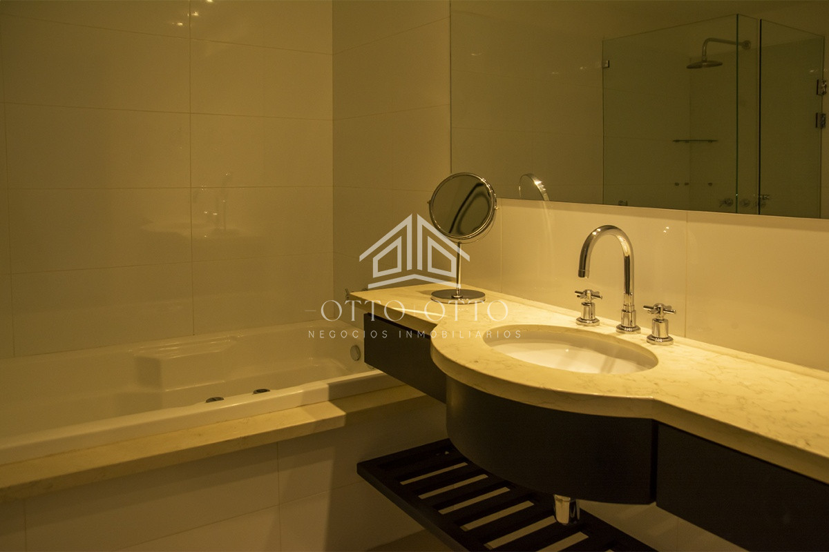 Apartamento ID.28639 - Departamento en Torre Lobos en venta, unidad de 3 dormitorios con vista al mar, Punta del Este 