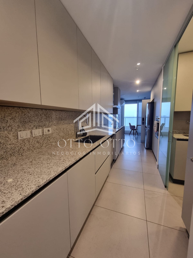 Apartamento ID.28629 - Espectacular planta en LE PARC III, Esquinero en venta