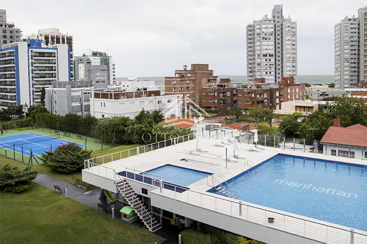 Apartamento ID.28541 -  Departamento en venta y alquiler de 3 dormitorios en Playa Brava , Punta del este 