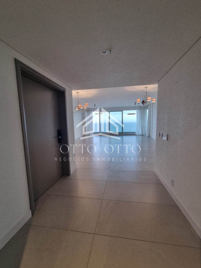 Apartamento ID.28629 - Espectacular planta en LE PARC III, Esquinero en venta