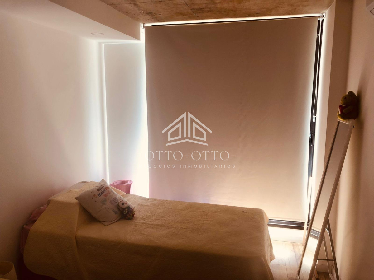 Apartamento ID.28550 - Vende oportunidad en Playa Mansa, primera línea de 2 dormitorios en Punta del Este 