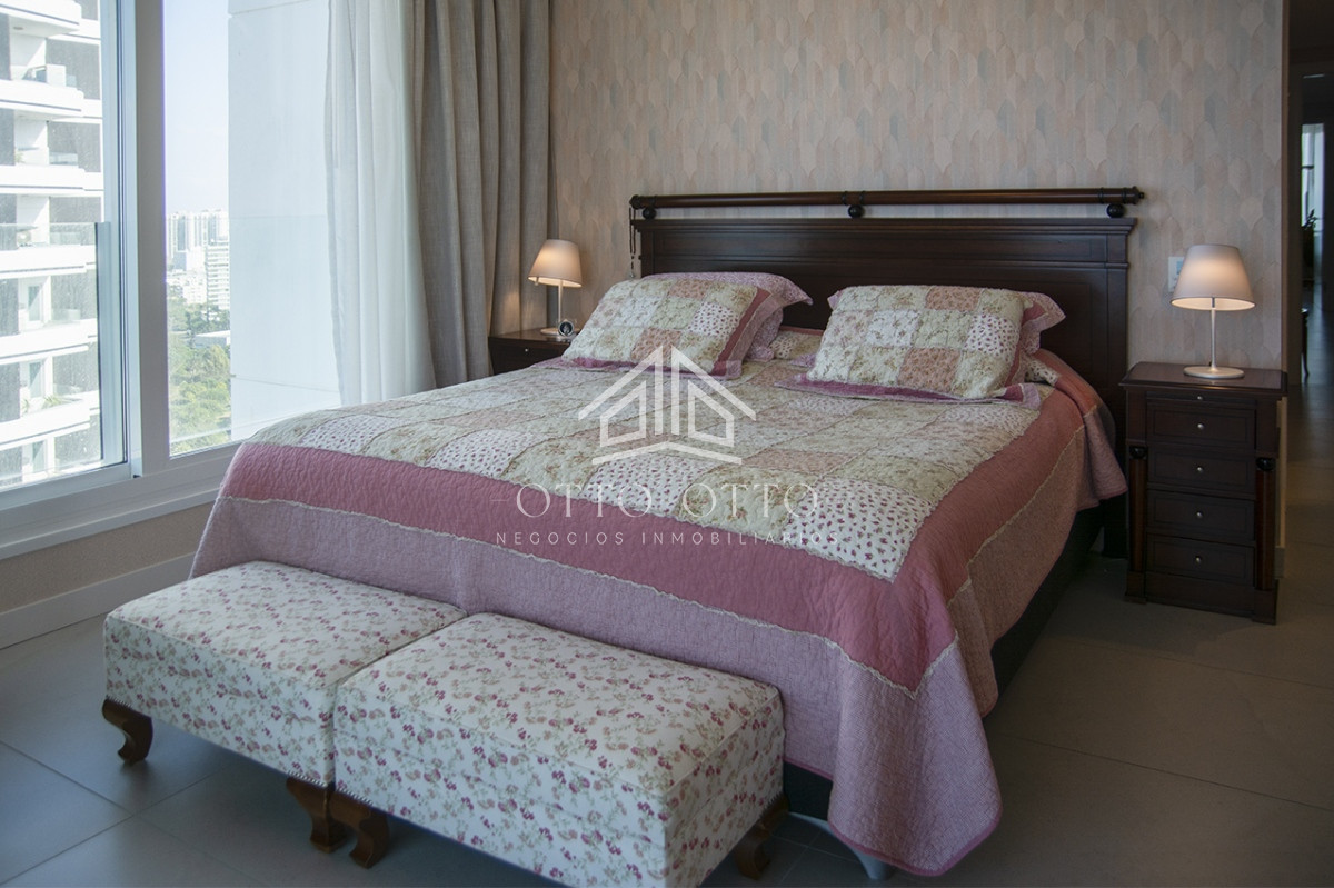 Apartamento ID.28629 - Espectacular planta en LE PARC III, Esquinero en venta