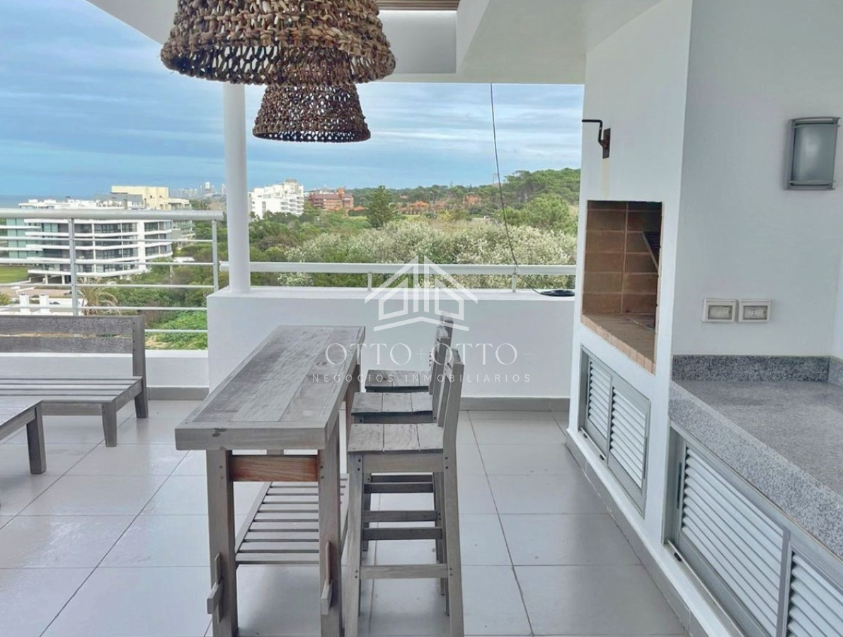 Apartamento ID.28632 - Apartamento en Venta de 3 dormitorio en Playa Brava , Punta  del este 
