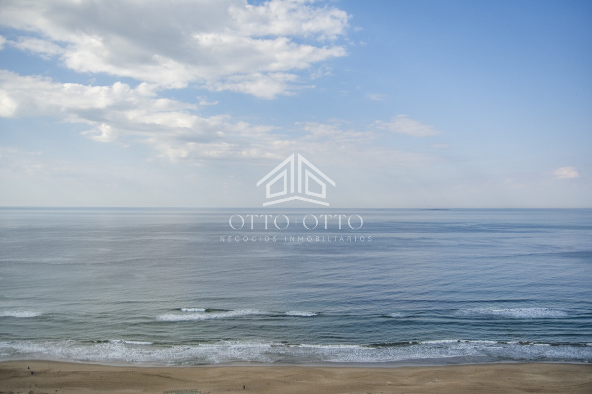 Apartamento ID.28629 - Espectacular planta en LE PARC III, Esquinero en venta