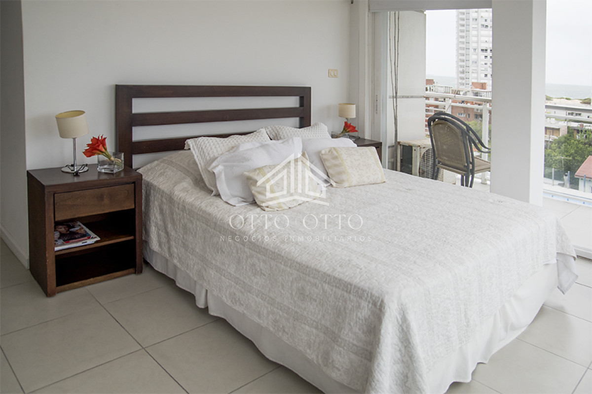 Apartamento ID.28541 -  Departamento en venta y alquiler de 3 dormitorios en Playa Brava , Punta del este 