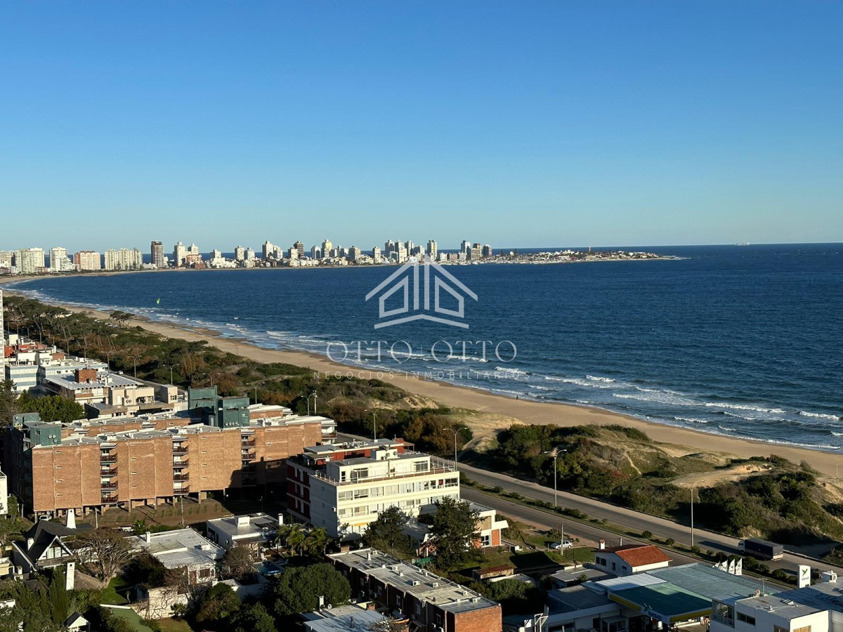Apartamento ID.28640 - Apartamento en venta en Le Jardin, piso alto con vistas increibles, 4 dorm + dep