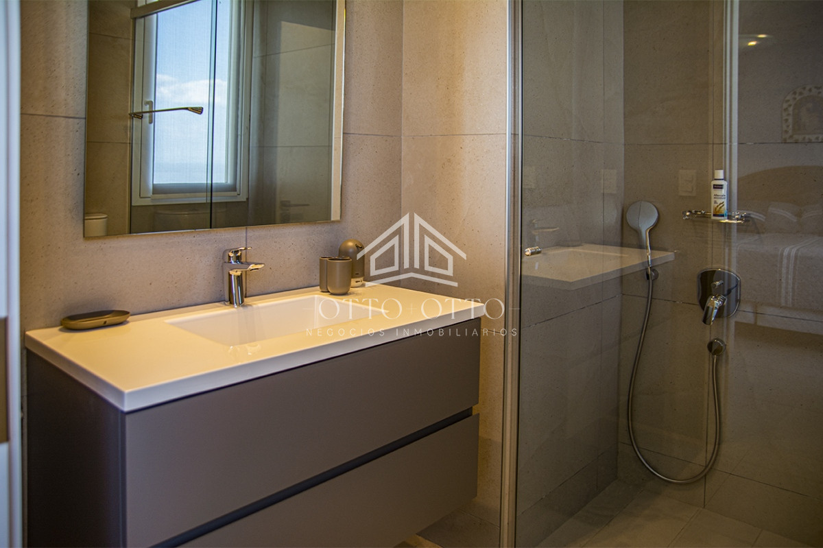 Apartamento ID.28629 - Espectacular planta en LE PARC III, Esquinero en venta