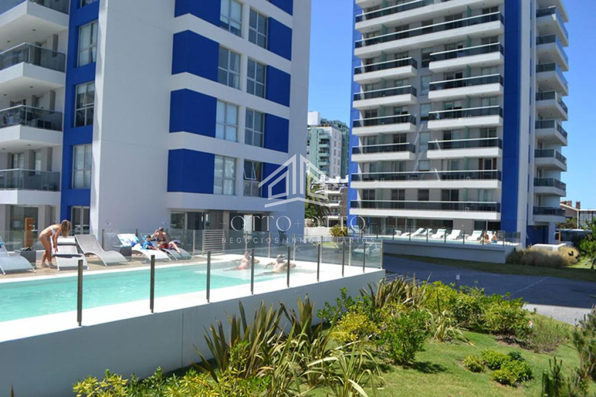 Apartamento ID.28509 - Vende apartamento de 2 dormitorios y medio, Punta del Este 