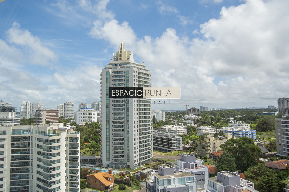 Apartamento ID.724 - Departamento con agradable vista en edificio Tiburón