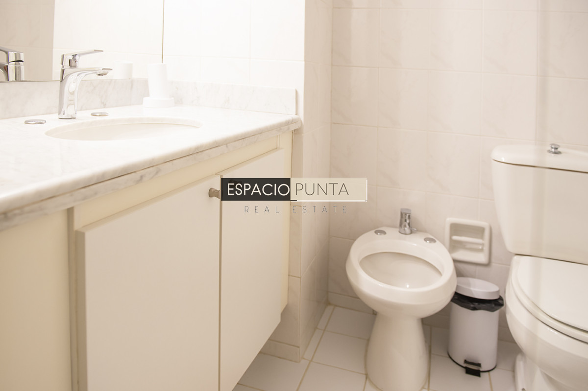 Apartamento ID.3555 - APARTAMENTO EN VENTA 2 DORMITORIOS, PLAYA MANSA