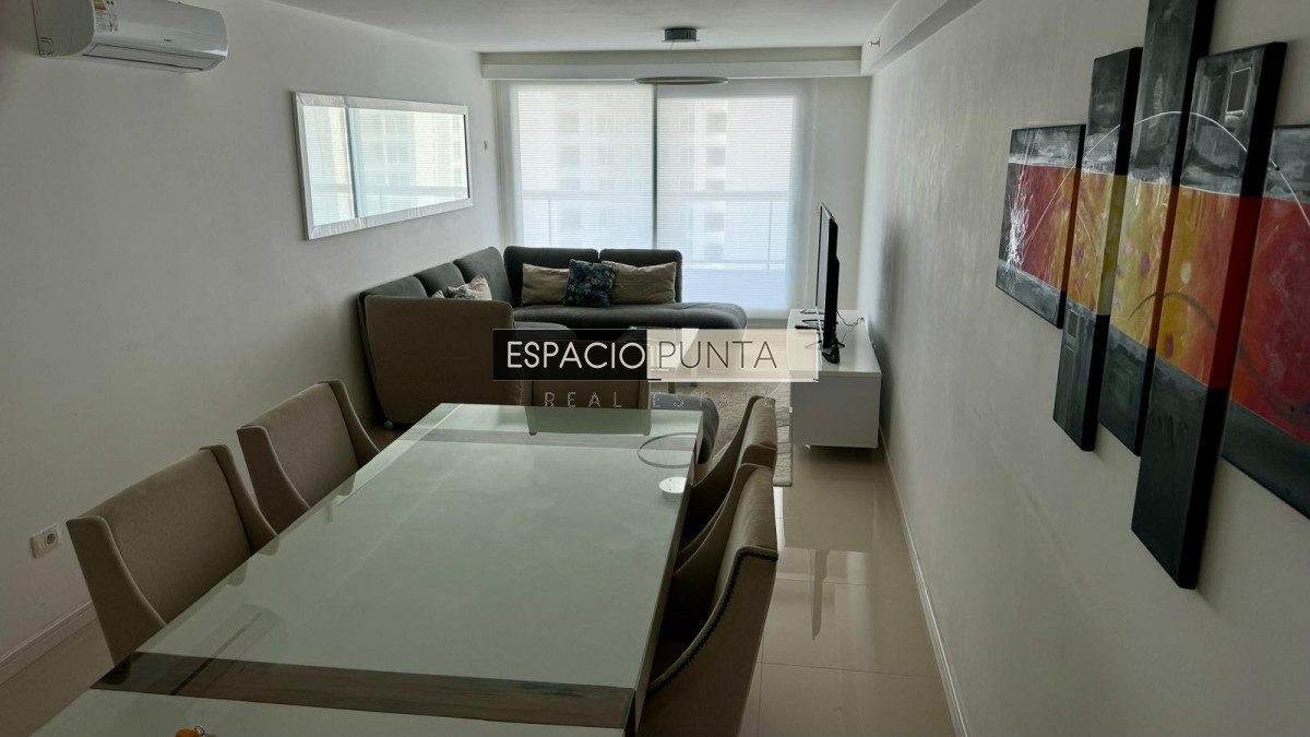 Apartamento ID.4111 - Vende hermoso depto de 2 dormitorios en Look Brava, Punta del Este