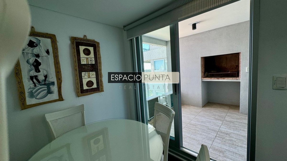 Apartamento ID.4111 - Vende hermoso depto de 2 dormitorios en Look Brava, Punta del Este